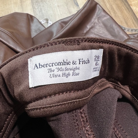 Abercrombie & Fitch Vegan Leather 90s Straight Pants Women's 27 Brown High Rise - Picture 11 of 12